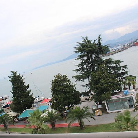 Boutique Hotel 32 Batumi Eksteriør bilde