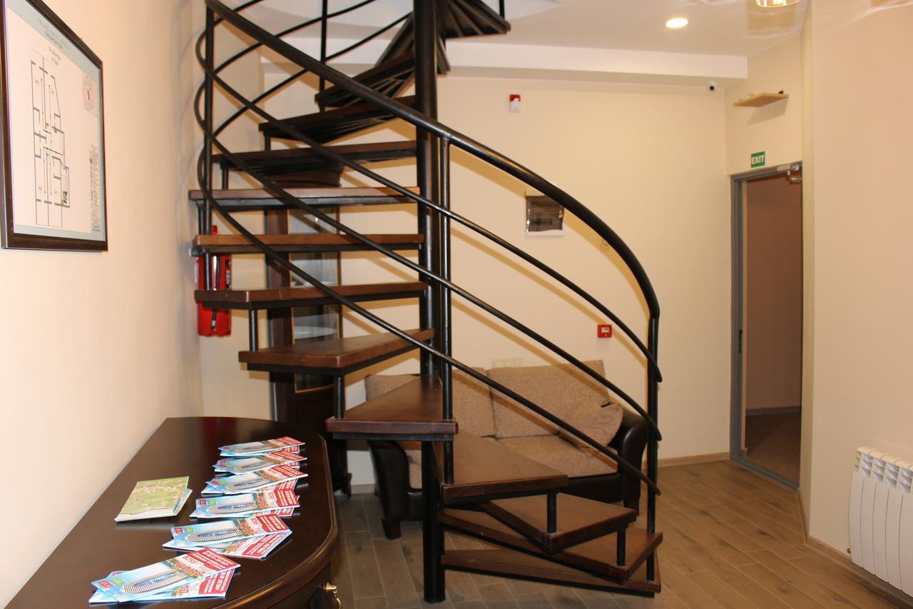 Boutique Hotel 32 Batumi Eksteriør bilde