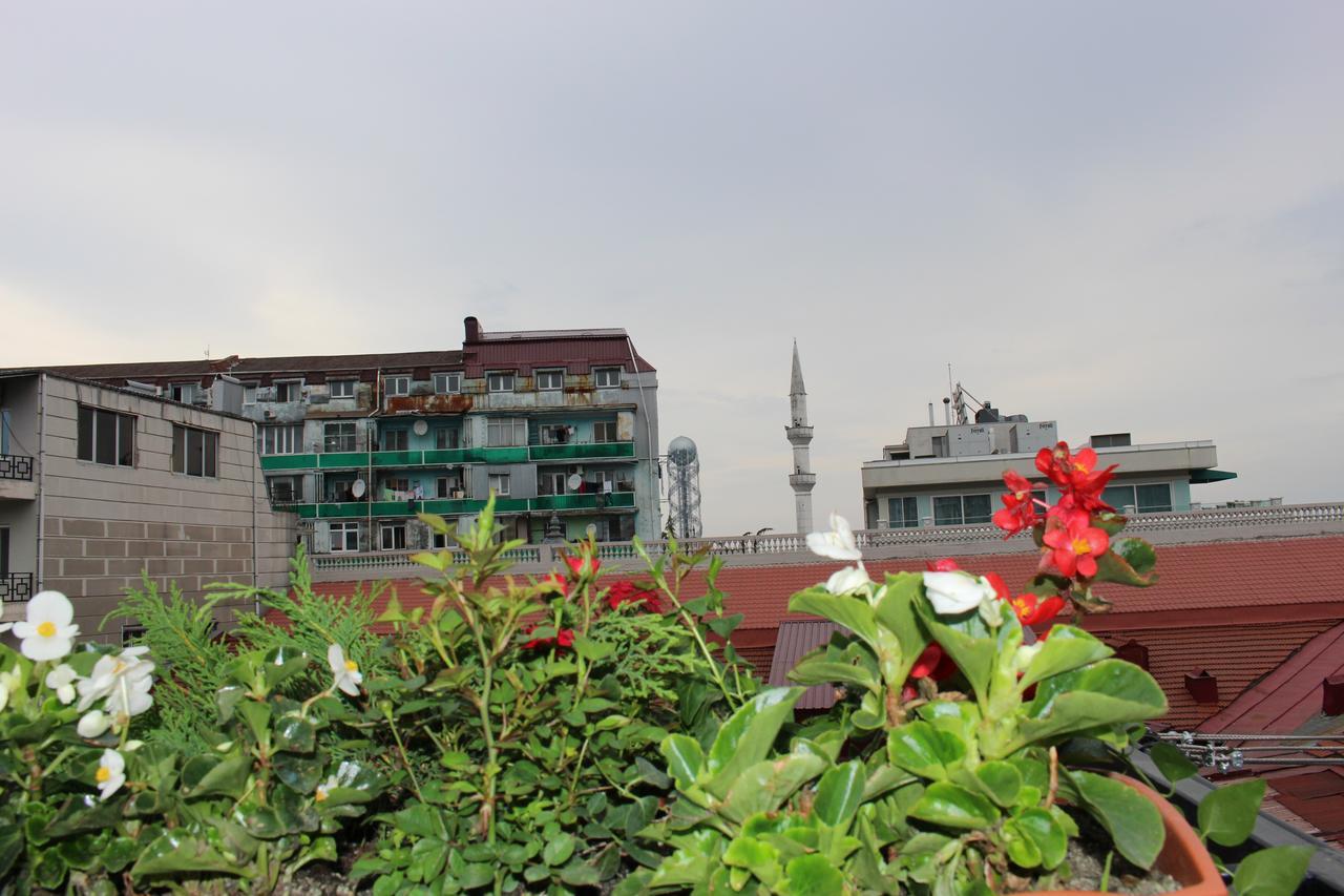 Boutique Hotel 32 Batumi Eksteriør bilde