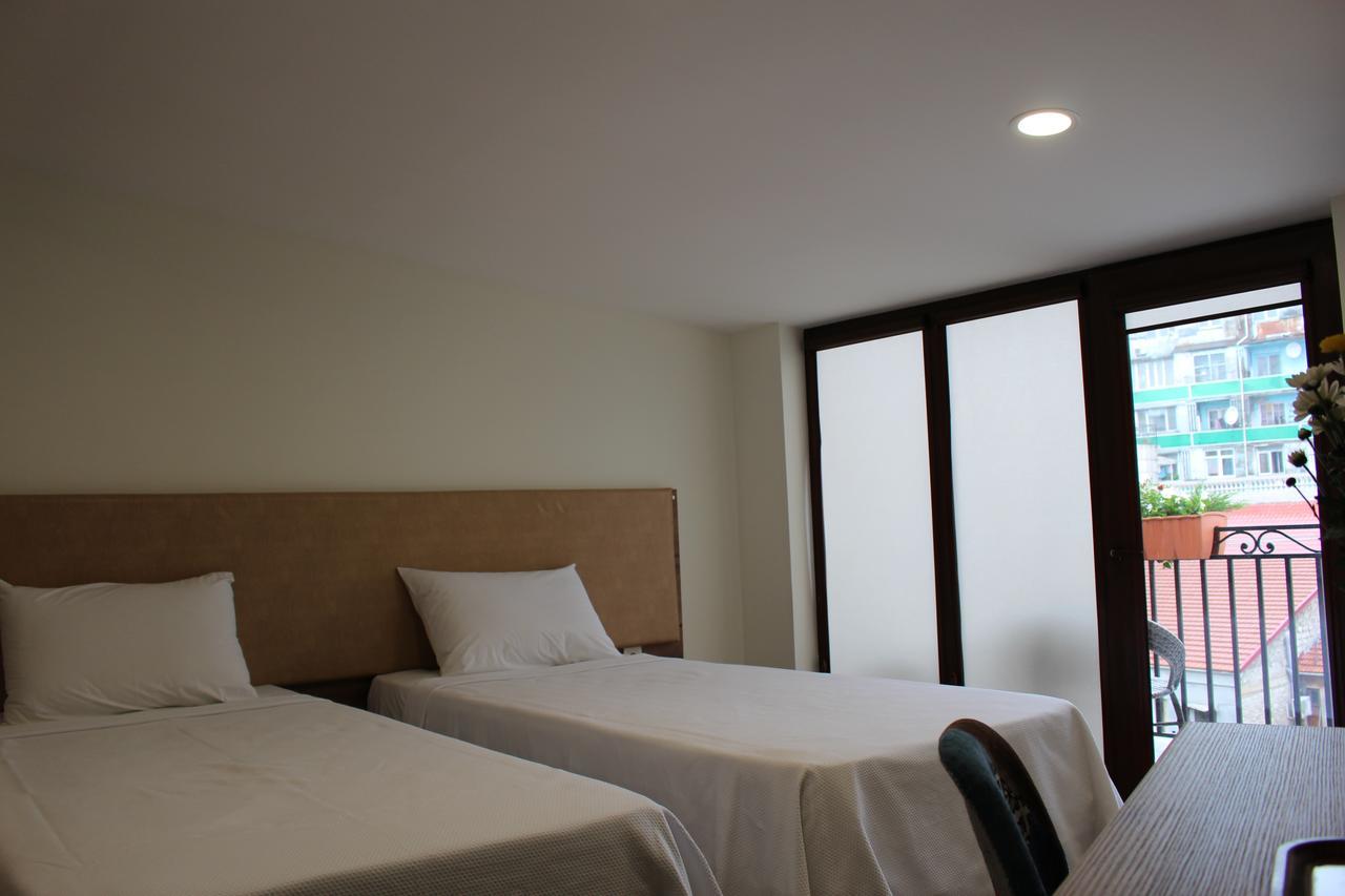 Boutique Hotel 32 Batumi Eksteriør bilde