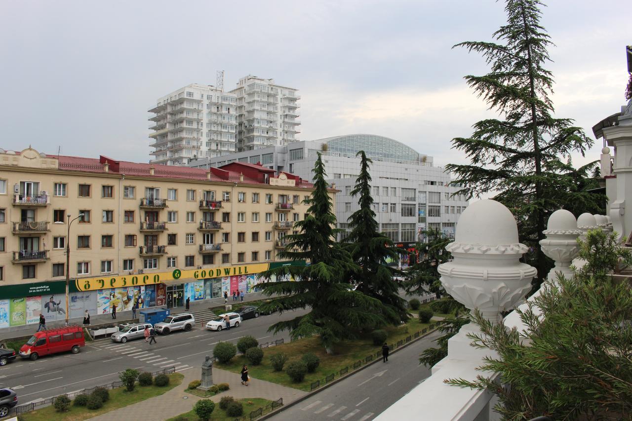 Boutique Hotel 32 Batumi Eksteriør bilde